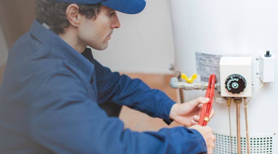 Professional expert plumbing services in Oak Creek, WI